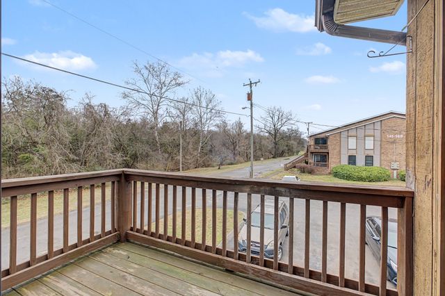 137 Brooke Castle Dr, Hermitage, TN 37076