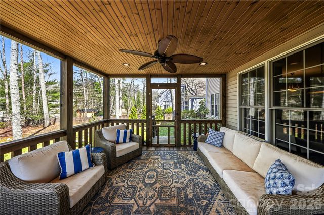 1017 Columbine Road, Asheville, NC 28803