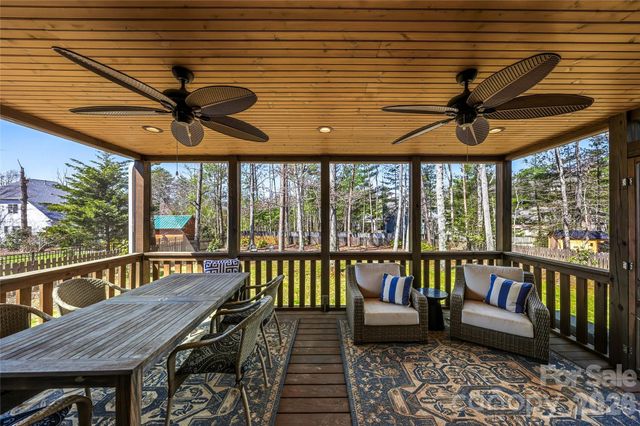 1017 Columbine Road, Asheville, NC 28803