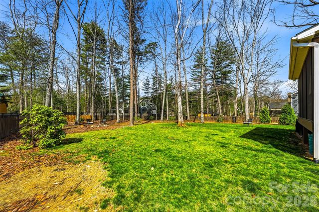 1017 Columbine Road, Asheville, NC 28803