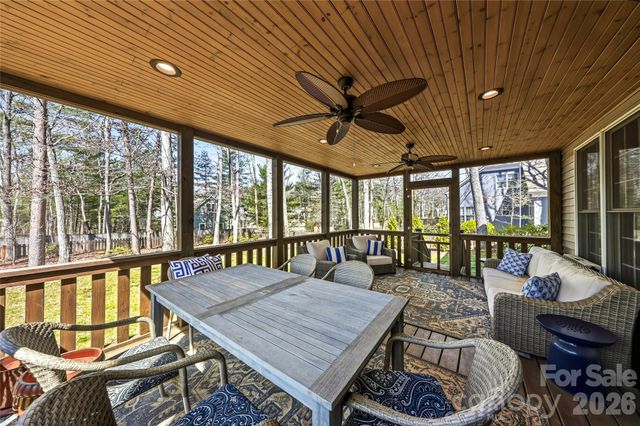 1017 Columbine Road, Asheville, NC 28803