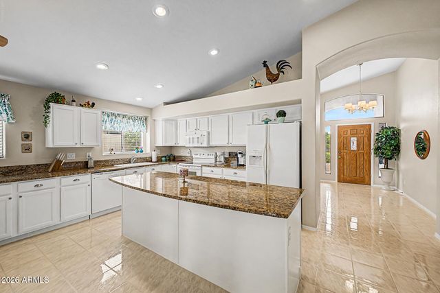 9840 E OBISPO Avenue, Mesa, AZ 85212