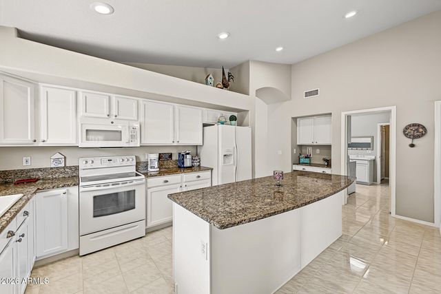 9840 E OBISPO Avenue, Mesa, AZ 85212