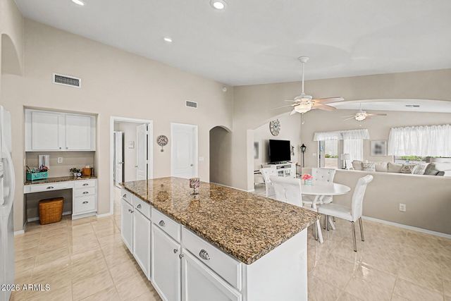 9840 E OBISPO Avenue, Mesa, AZ 85212