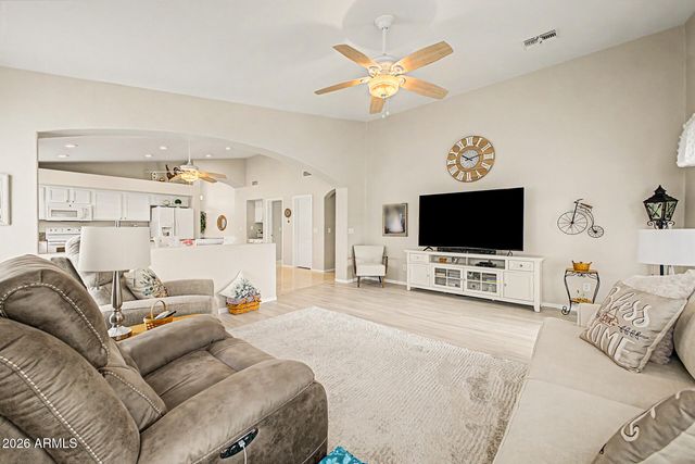 9840 E OBISPO Avenue, Mesa, AZ 85212
