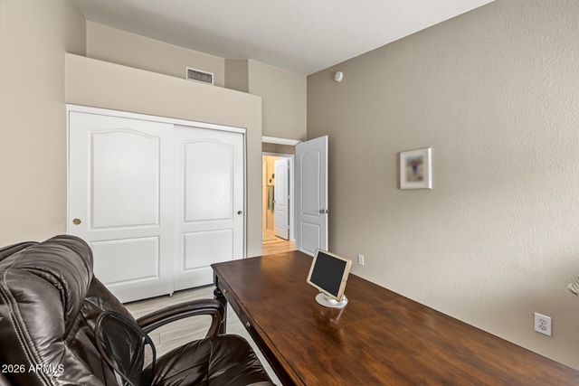 9840 E OBISPO Avenue, Mesa, AZ 85212