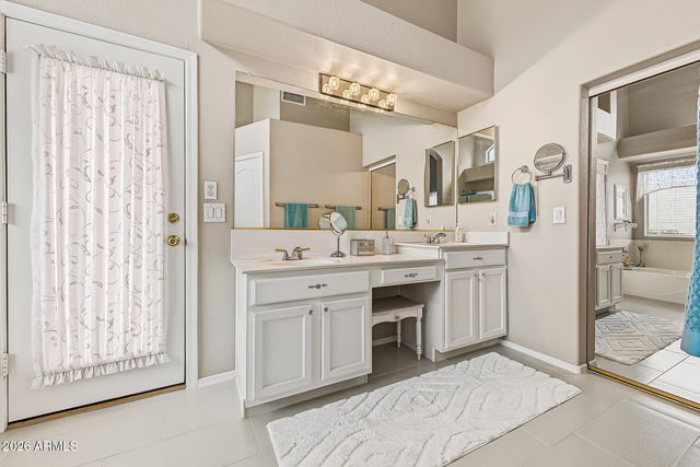 9840 E OBISPO Avenue, Mesa, AZ 85212