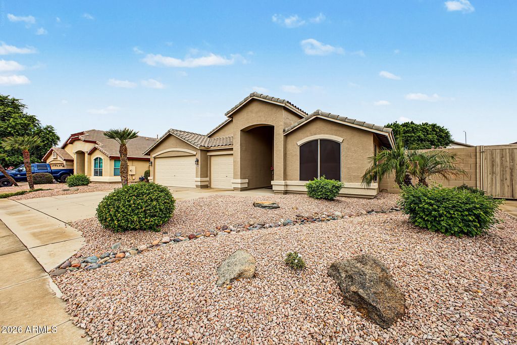 9840 E OBISPO Avenue, Mesa, AZ 85212