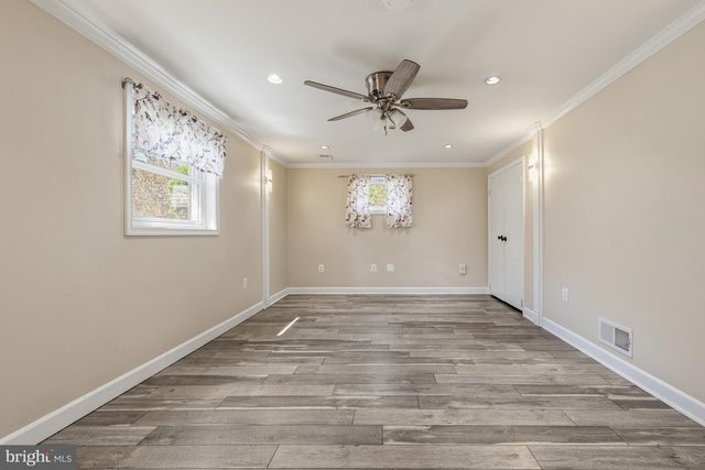 124 WOODLAND RD, Gaithersburg, MD 20877