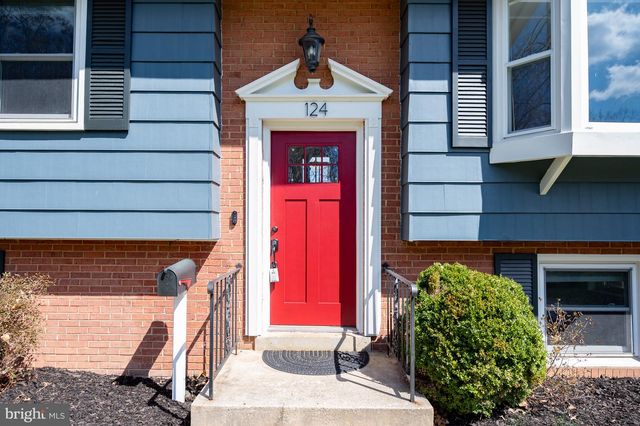 124 WOODLAND RD, Gaithersburg, MD 20877