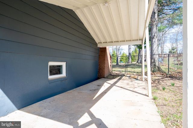 124 WOODLAND RD, Gaithersburg, MD 20877