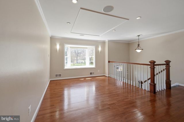 124 WOODLAND RD, Gaithersburg, MD 20877