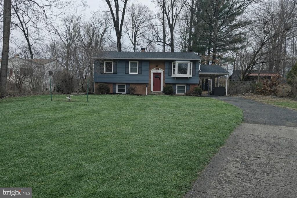 124 WOODLAND RD, Gaithersburg, MD 20877