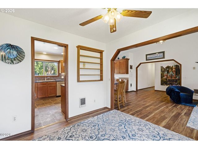 3502 HAWTHORNE Ln, Tillamook, OR 97141