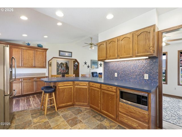 3502 HAWTHORNE Ln, Tillamook, OR 97141