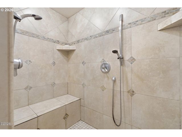 3502 HAWTHORNE Ln, Tillamook, OR 97141