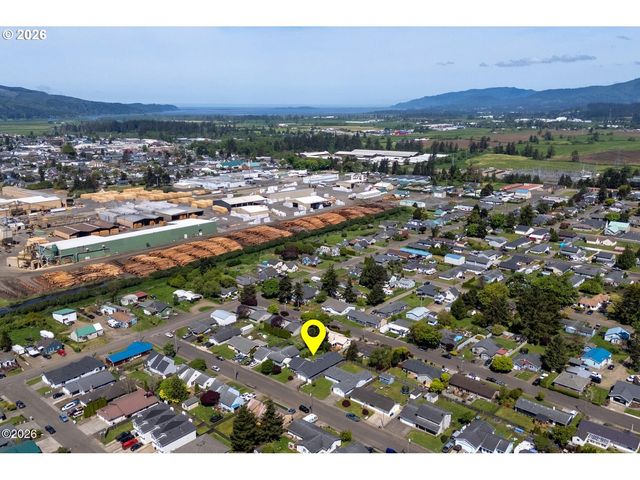3502 HAWTHORNE Ln, Tillamook, OR 97141