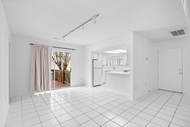 922 Perrin Dr., North Myrtle Beach, SC 29582