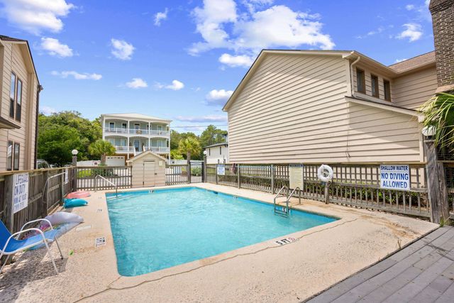 922 Perrin Dr., North Myrtle Beach, SC 29582