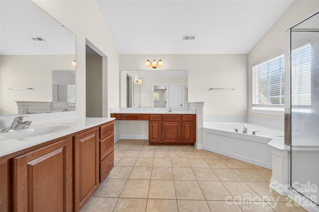 1008 Spring Rose Lane, Matthews, NC 28104