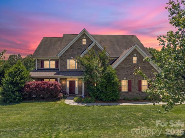 1008 Spring Rose Lane, Matthews, NC 28104