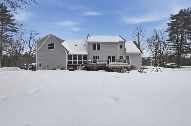 10 Ball Road, Kingston, NH 03848