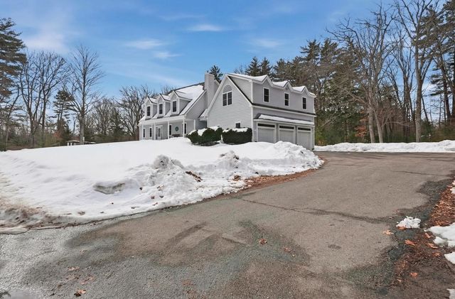 10 Ball Road, Kingston, NH 03848