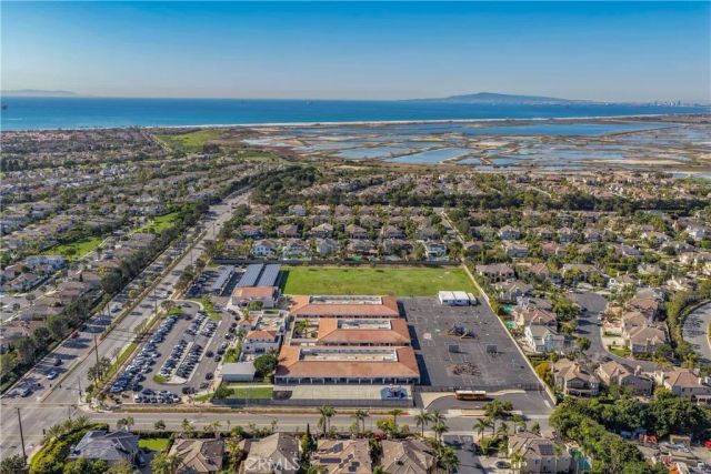 6771 Pimlico Circle, Huntington Beach, CA 92648