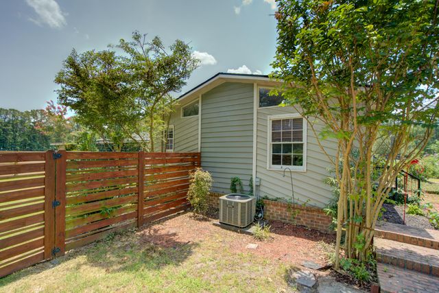 243 Lazy Acres Loop, Summerville, SC 29483