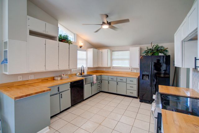 243 Lazy Acres Loop, Summerville, SC 29483