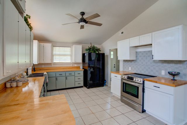 243 Lazy Acres Loop, Summerville, SC 29483
