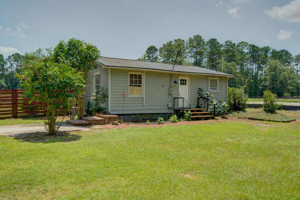 243 Lazy Acres Loop, Summerville, SC 29483