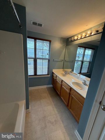 2407 SARATOGA, Baltimore, MD 21227