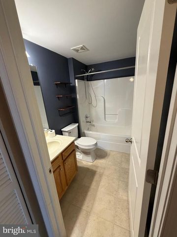 2407 SARATOGA, Baltimore, MD 21227