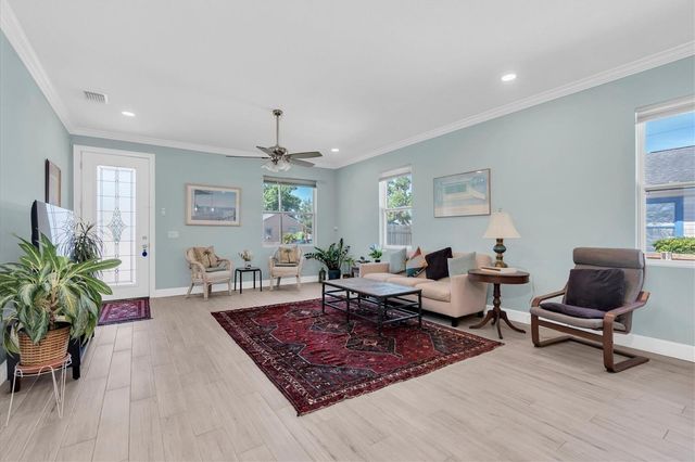 3069 19TH AVENUE S, St Petersburg, FL 33712