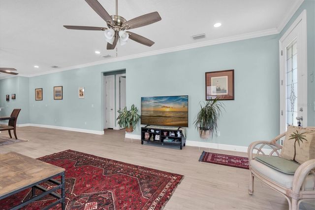 3069 19TH AVENUE S, St Petersburg, FL 33712