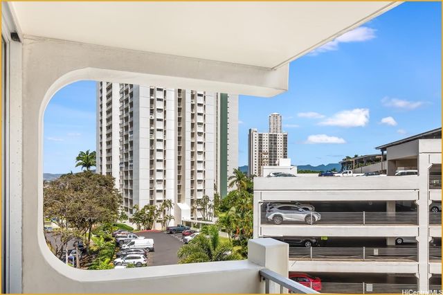 98-450 Koauka Loop 401, Aiea, HI 96701