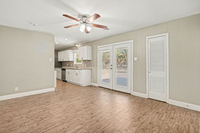 6705 Yosemite Drive, Fort Worth, TX 76112