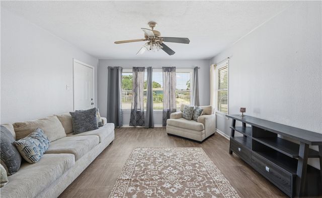 4930 Merrimac St, Corpus Christi, TX 78415