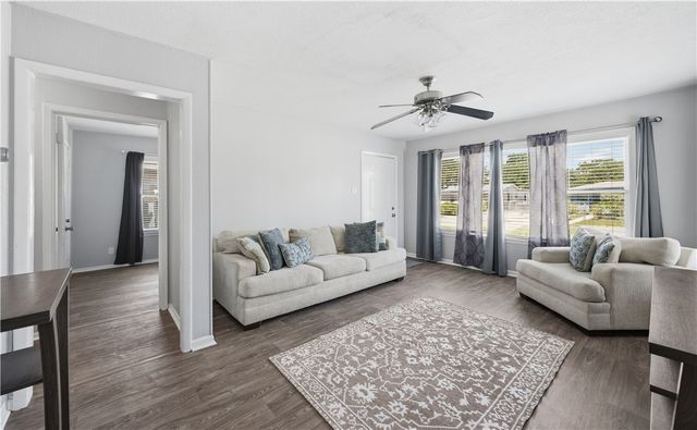4930 Merrimac St, Corpus Christi, TX 78415