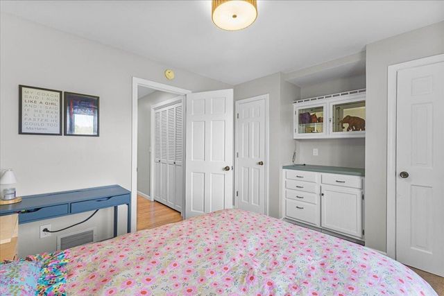 73 Brigham Hill Road, Essex, VT 05452