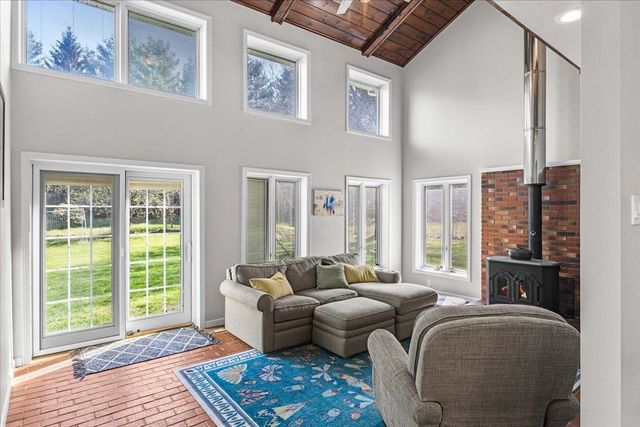 73 Brigham Hill Road, Essex, VT 05452