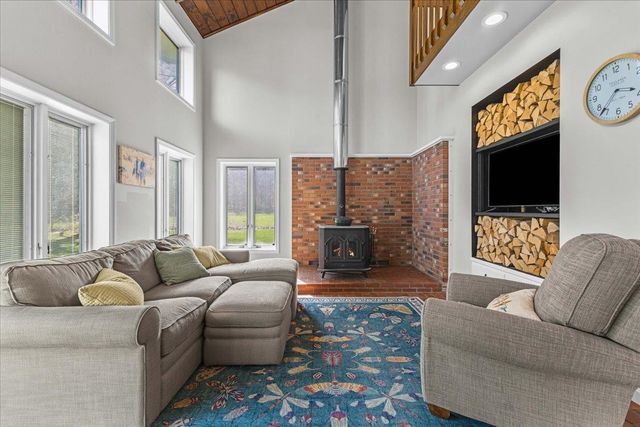 73 Brigham Hill Road, Essex, VT 05452