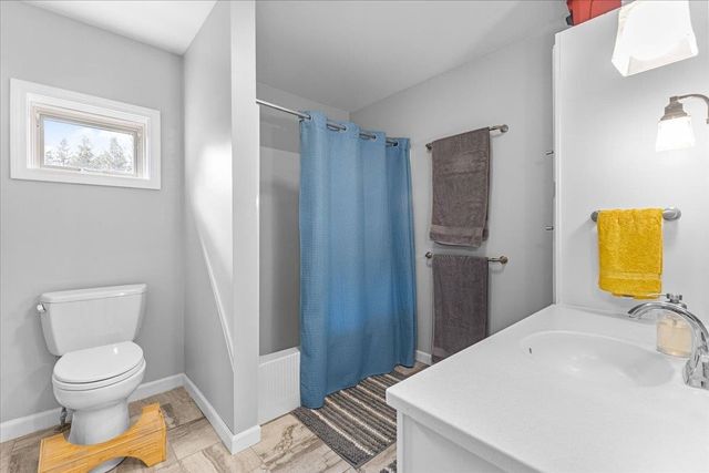 73 Brigham Hill Road, Essex, VT 05452