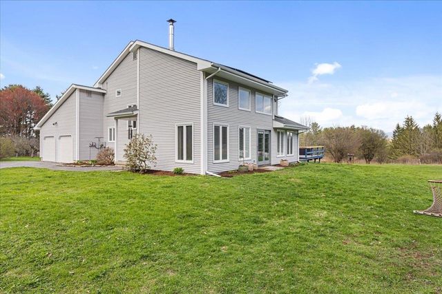 73 Brigham Hill Road, Essex, VT 05452