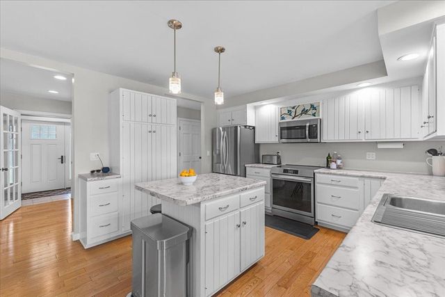 73 Brigham Hill Road, Essex, VT 05452