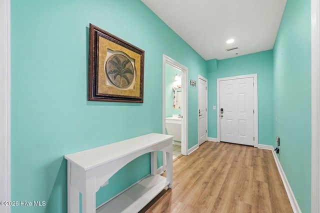 215 Summer Winds Place, Surf City, NC 28445