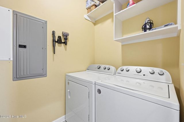 215 Summer Winds Place, Surf City, NC 28445