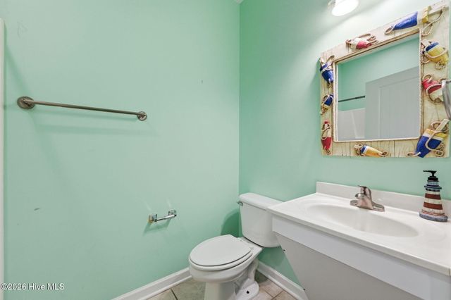 215 Summer Winds Place, Surf City, NC 28445
