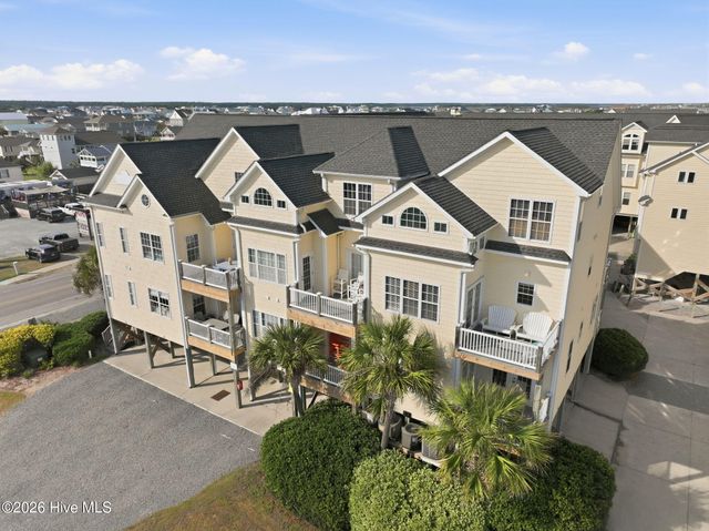 215 Summer Winds Place, Surf City, NC 28445